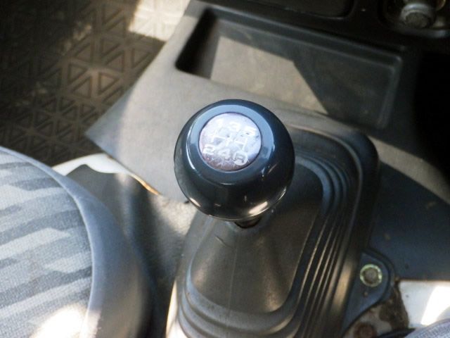 1999 Daihatsu Hijet Truck S210P (UW-6944c207f3fbc)[14]