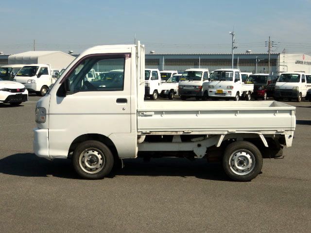 1999 Daihatsu Hijet Truck S210P (UW-6944c207f3fbc)[3]