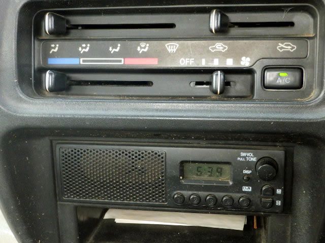 1999 Suzuki Carry Truck DA52T (UW-694a172785abc)[11]