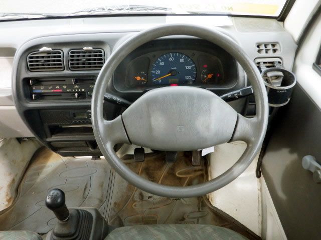 1999 Suzuki Carry Truck DA52T (UW-694a172785abc)[4]