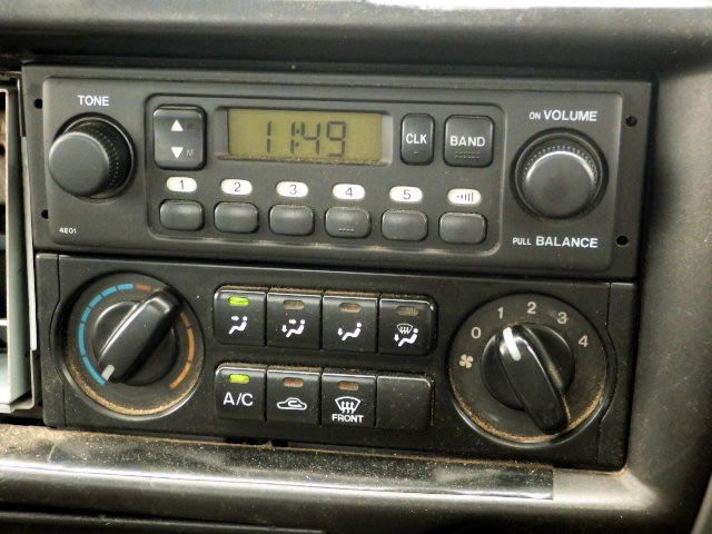 2008 Mazda Bongo Truck SKF2T (UW-6944c3e1a6692)[11]