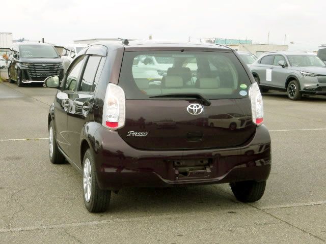 2014 Toyota Passo KGC30 (UW-694cd1c8033f7)[1]