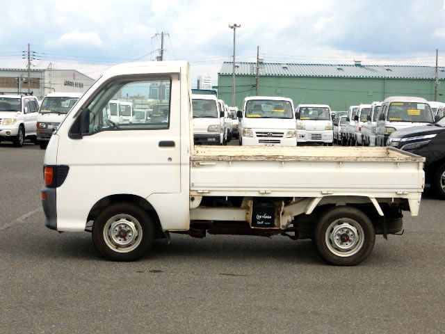 1996 Daihatsu Hijet Truck S110P (UW-6944cc63d0d19)[3]