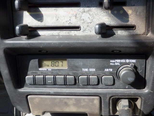 1993 Daihatsu Hijet Truck S82P (UW-6944ce14357a0)[11]