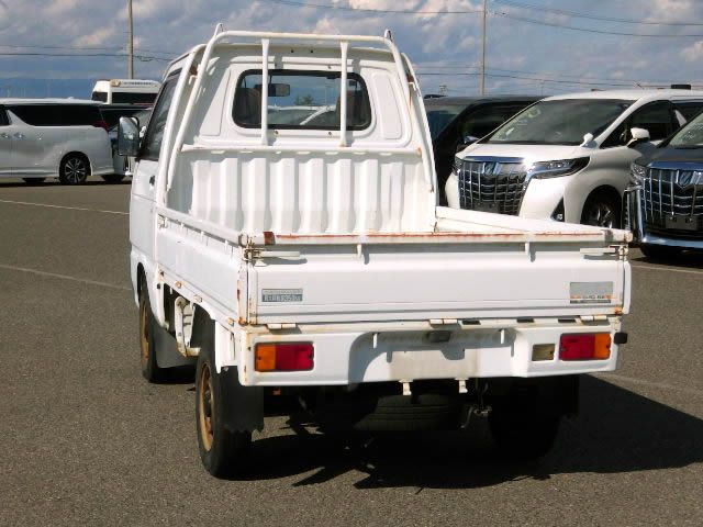 1993 Daihatsu Hijet Truck S82P (UW-6944ce14357a0)[1]