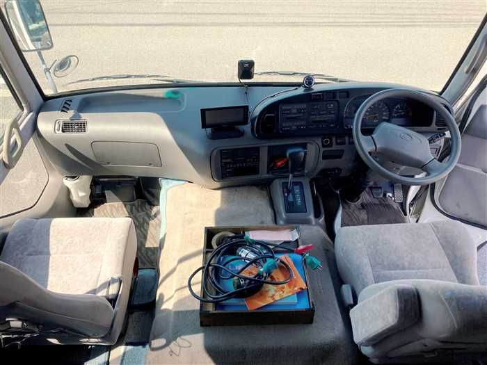 2004 Hino Liesse II KK-HDB51M (UW-6a0e682895f6a)[12]