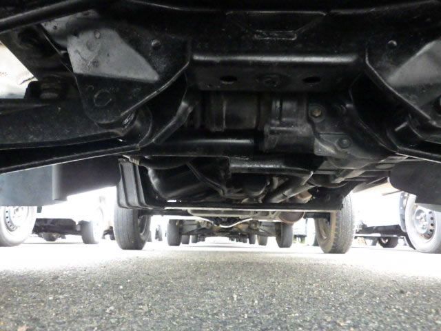2001 Daihatsu Hijet Truck S210P (UW-69968b3fbd95f)[23]