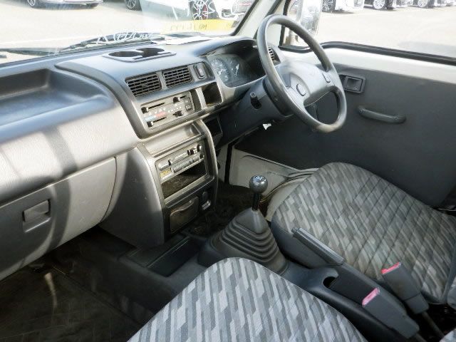 2001 Daihatsu Hijet Truck S210P (UW-694defff2b70e)[9]