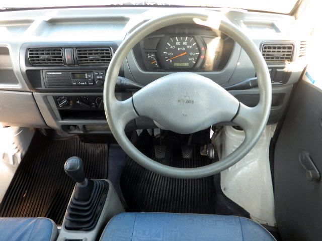 1999 Mitsubishi Minicab Truck U61T (UW-694a669508cba)[4]