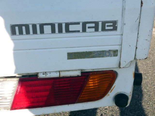 1999 Mitsubishi Minicab Truck U61T (UW-694a669508cba)[31]