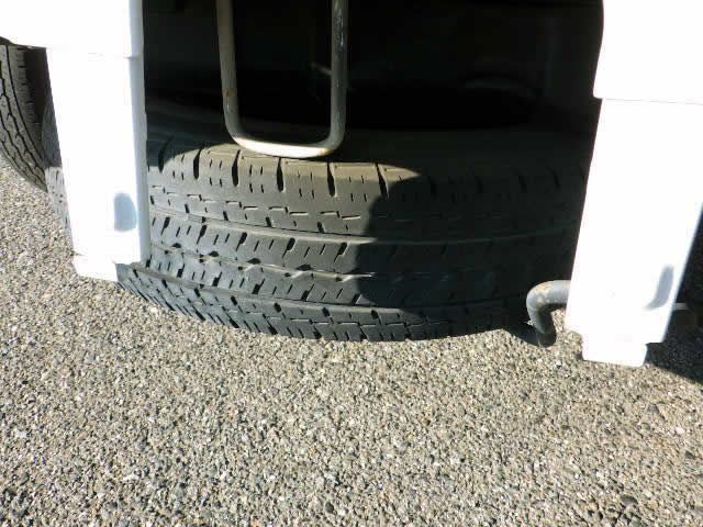2000 Mitsubishi Minicab Truck U61T (UW-69940c76eda69)[19]
