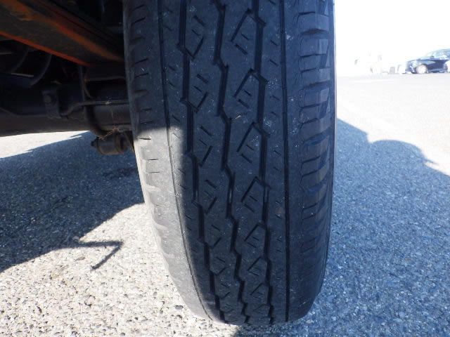 2000 Mitsubishi Minicab Truck U61T (UW-69940c76eda69)[30]