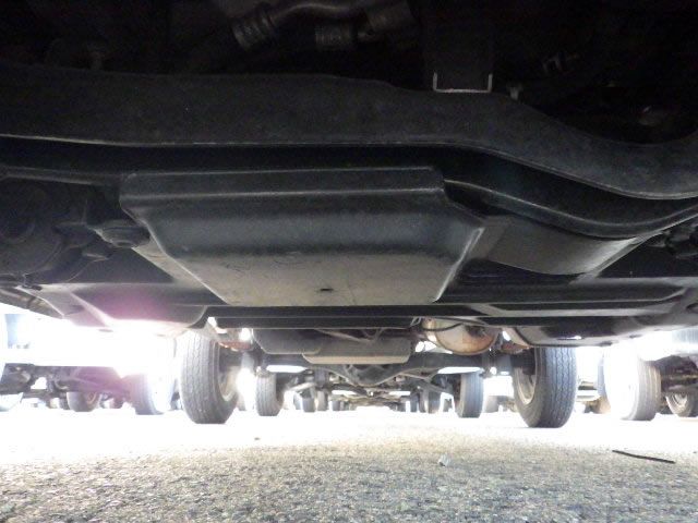 2000 Mitsubishi Minicab Truck U61T (UW-69940c76eda69)[24]