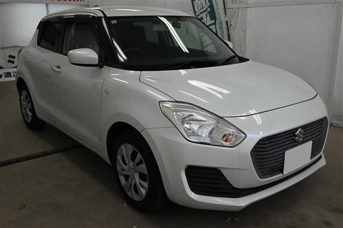 2017 Suzuki Swift DBA-ZC83S (UW-6a0e683b92600)[2]