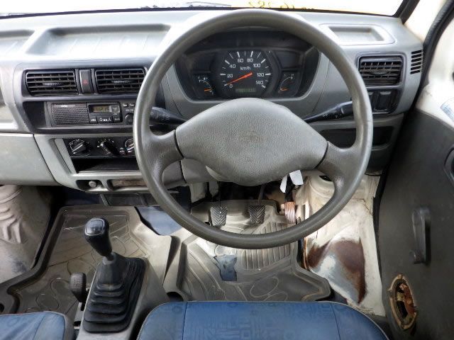1999 Mitsubishi Minicab Truck U62T (UW-698d4895251a4)[4]