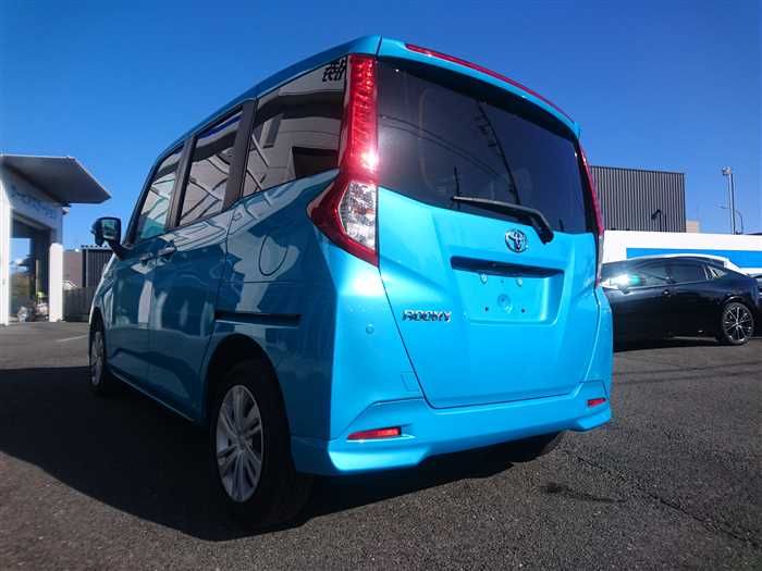 2021 Toyota Roomy M900A (UW-6a0e685e261be)[2]