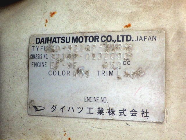 2001 Daihatsu Hijet Truck S210P (UW-699fe7cb7753e)[21]