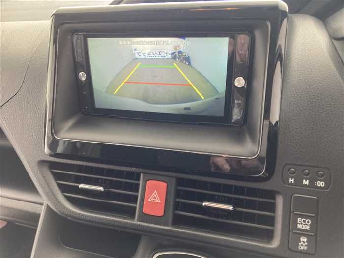 2015 Toyota Voxy DBA-ZRR80W (UW-6a0e68638acc9)[21]
