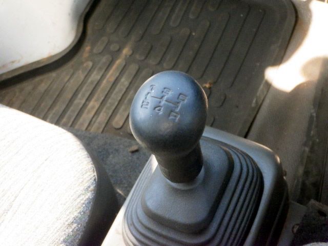 2000 Suzuki Carry Truck DA52T (UW-6a053a175c913)[13]