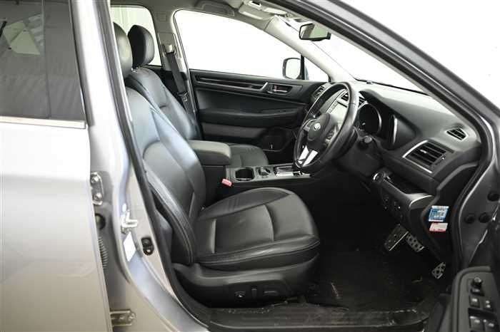 2015 Subaru Legacy B4 DBA-BN9 (UW-6a0e6846d2167)[13]