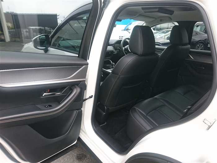 2023 Mazda Mazda Others KH3P (UW-6a0e68553465f)[12]