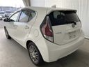 2015 Toyota Aqua DAA-NHP10 (UW-6a0e683704815)[3]