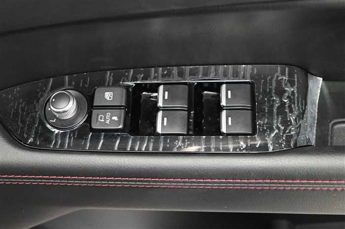 2025 Mazda CX-5 3DA-KF2P (UW-6a0e684f9f946)[15]