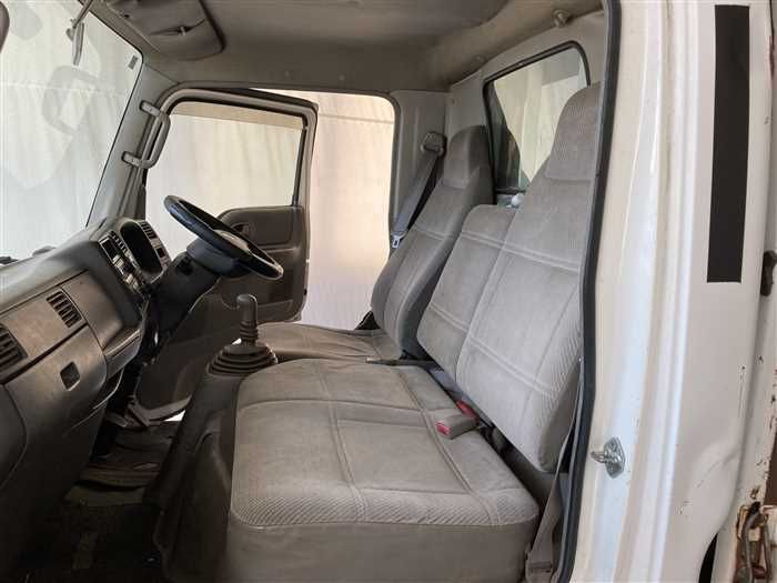 2001 Mazda Titan KK-WHF5T (UW-6a0e686277217)[12]