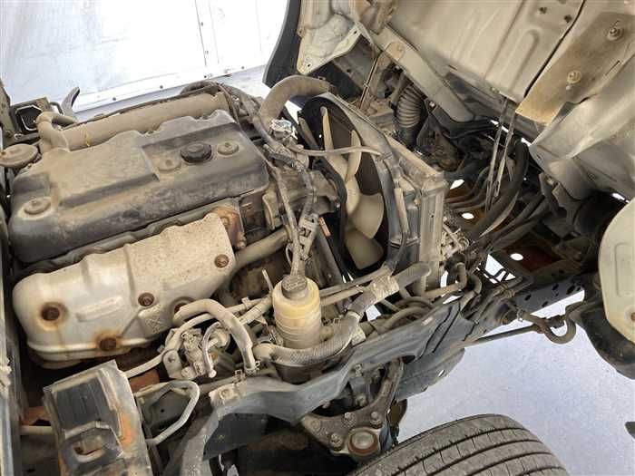 2001 Mazda Titan KK-WHF5T (UW-6a0e686277217)[22]
