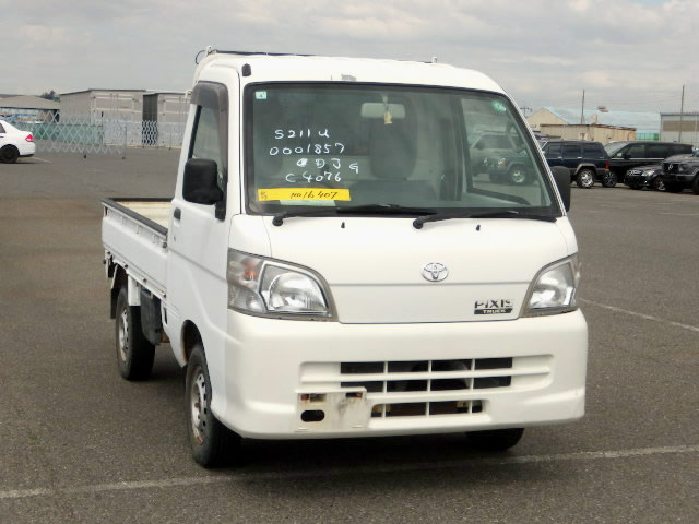 2012 Toyota Pixis S211U