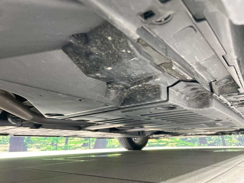 2023 Toyota Prius 6AA-MXWH60 (UW-69f0676433cbe)[23]