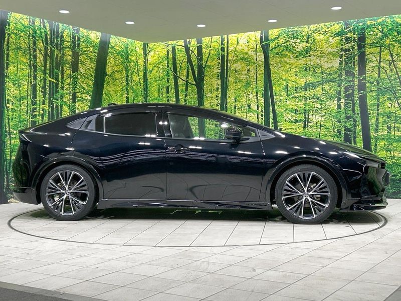 2023 Toyota Prius 6AA-MXWH60 (UW-69f0676433cbe)[9]