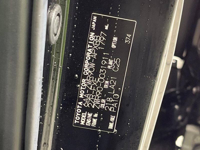 2022 Toyota Noah 6AA-ZWR90W (UW-69f067d2deeb6)[1]