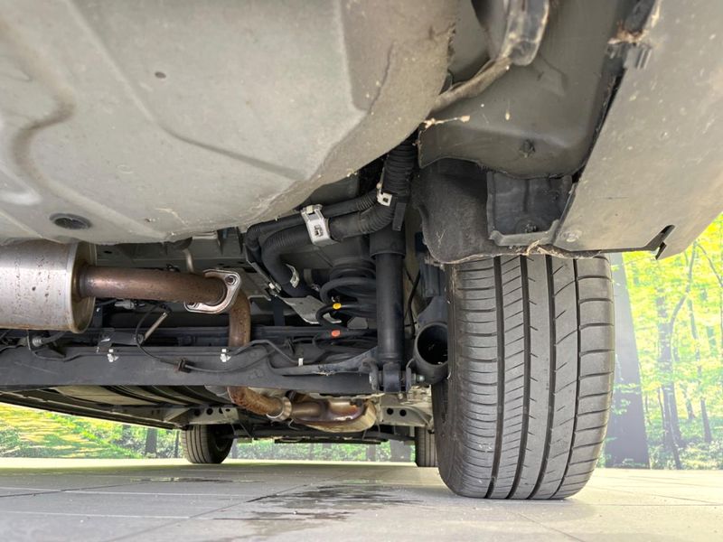 2017 Nissan Serena DAA-GFC27 (UW-69f1f6d8dafe1)[18]