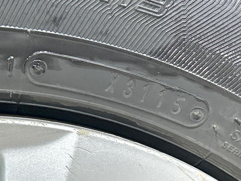 2010 Daihatsu Mira DBA-L275S (UW-69f1f73708bfa)[26]