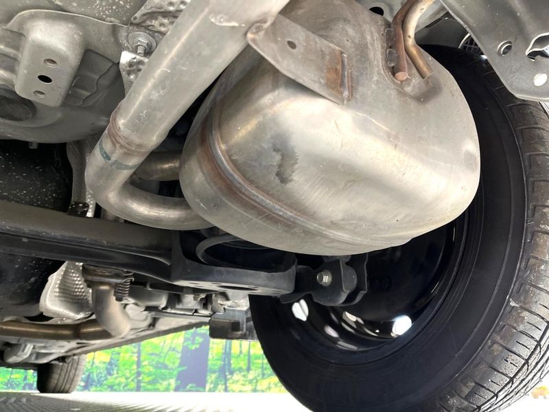 2019 Toyota Aqua DAA-NHP10 (UW-69f1f7b8b4734)[5]