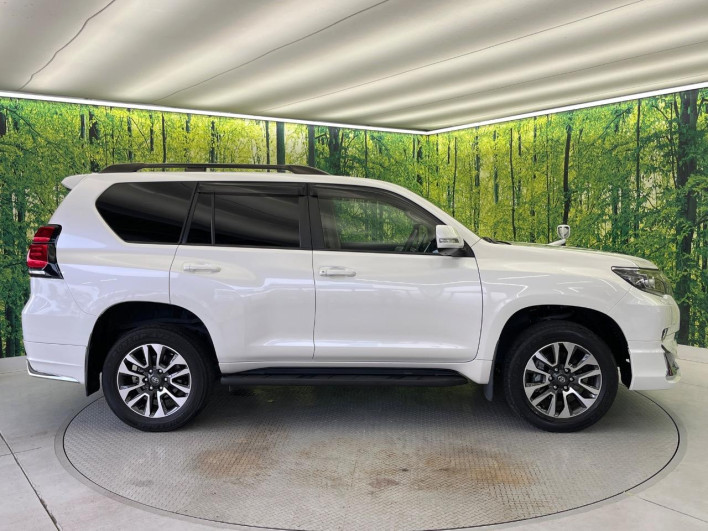 2022 Toyota Land Cruiser Prado 3BA-TRJ150W (UW-69f1f7dec3f0a)[9]