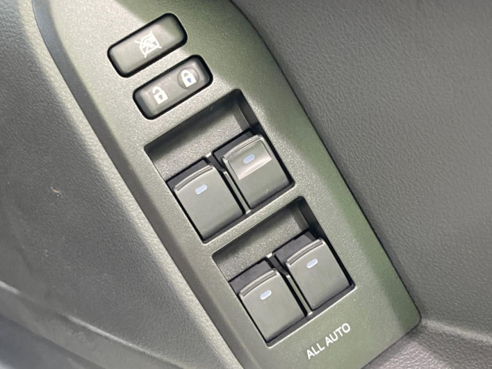 2022 Toyota Land Cruiser Prado 3BA-TRJ150W (UW-69f2a54f0ebb1)[18]