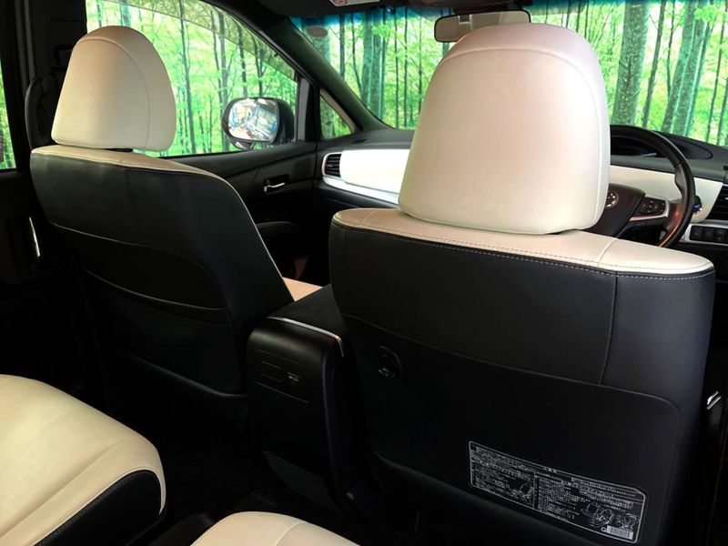 2016 Toyota Estima Hybrid DAA-AHR20W (UW-69f4953c85cea)[29]
