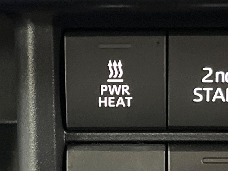 2024 Toyota Land Cruiser 70 3DA-GDJ76W (UW-69f49586846fe)[29]