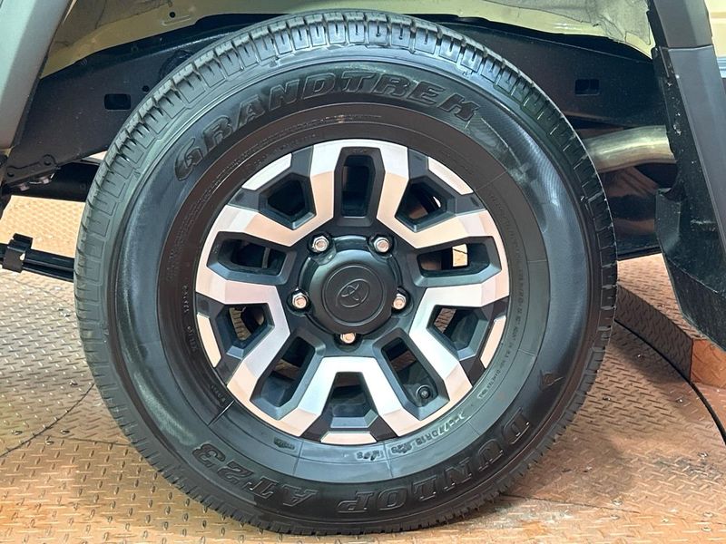 2025 Toyota Land Cruiser 70 3DA-GDJ76W (UW-69f56a8d7c231)[8]