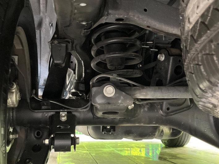 2022 Toyota Land Cruiser Prado 3BA-TRJ150W (UW-69f56bbcdb3bc)[24]