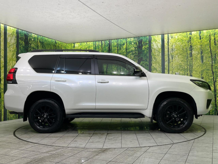 2022 Toyota Land Cruiser Prado 3BA-TRJ150W (UW-69f56bbcdb3bc)[7]