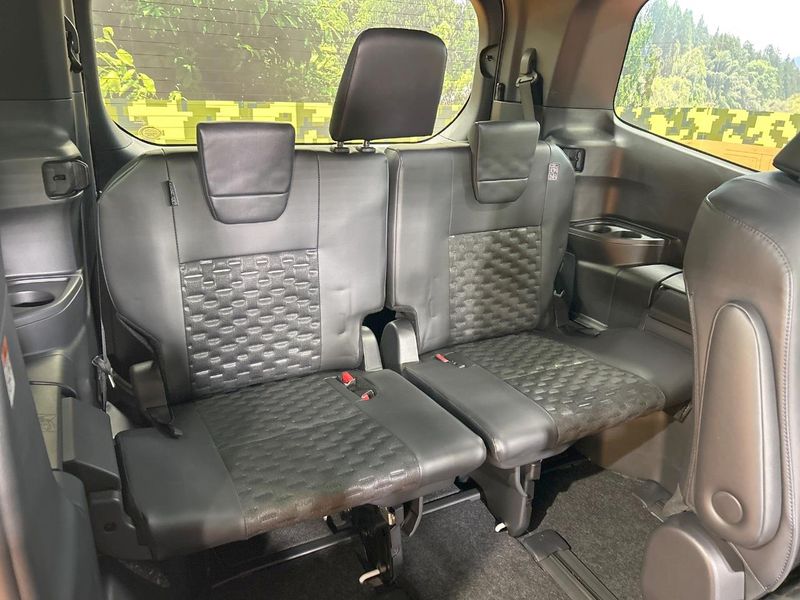 2023 Toyota Voxy 6AA-ZWR90W (UW-69f56c0a6422f)[20]