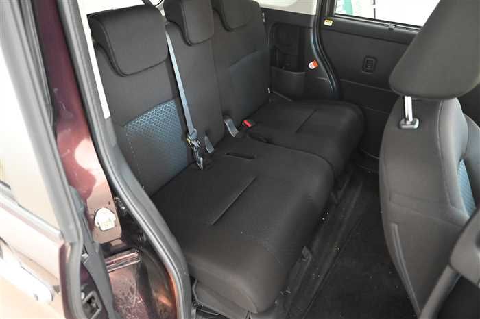 2021 Toyota Roomy 5BA-M900A (UW-6a0e684bb62cb)[9]