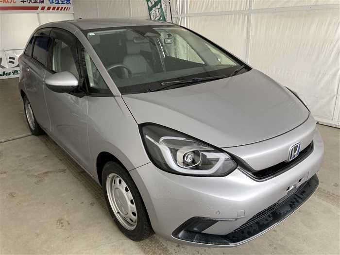 2021 Honda Fit Hybrid 6AA-GR3 (UW-6a0e684c92447)[2]