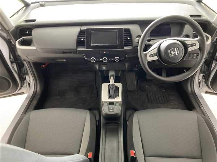 2021 Honda Fit Hybrid 6AA-GR3 (UW-6a0e684c92447)[15]