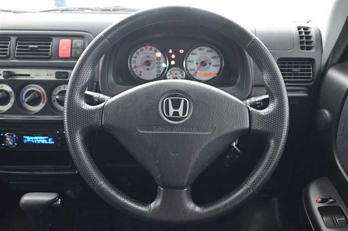 2009 Honda Vamos ABA-HM1 (UW-6a0e6852cd6f3)[14]