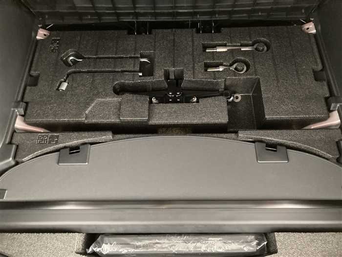 2013 Mazda CX-5 LDA-KE2AW (UW-6a0e68576ddc0)[12]