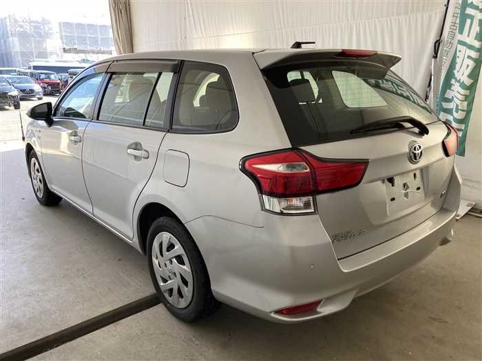 2020 Toyota Corolla Fielder NKE165G (UW-6a0e68589c29f)[3]